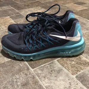 NIKE WOMENS SIZE 9 AIR MAX